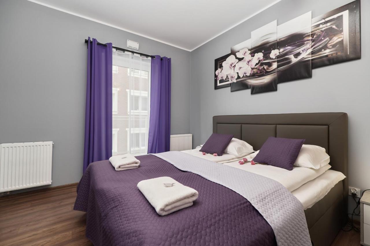 Apartments Wroclaw Jana Pawla II With Free Parking Wroclaw By Noclegi Renters Extérieur photo